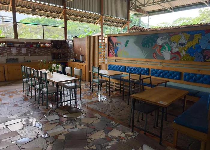 Palacios Arenal Hostel