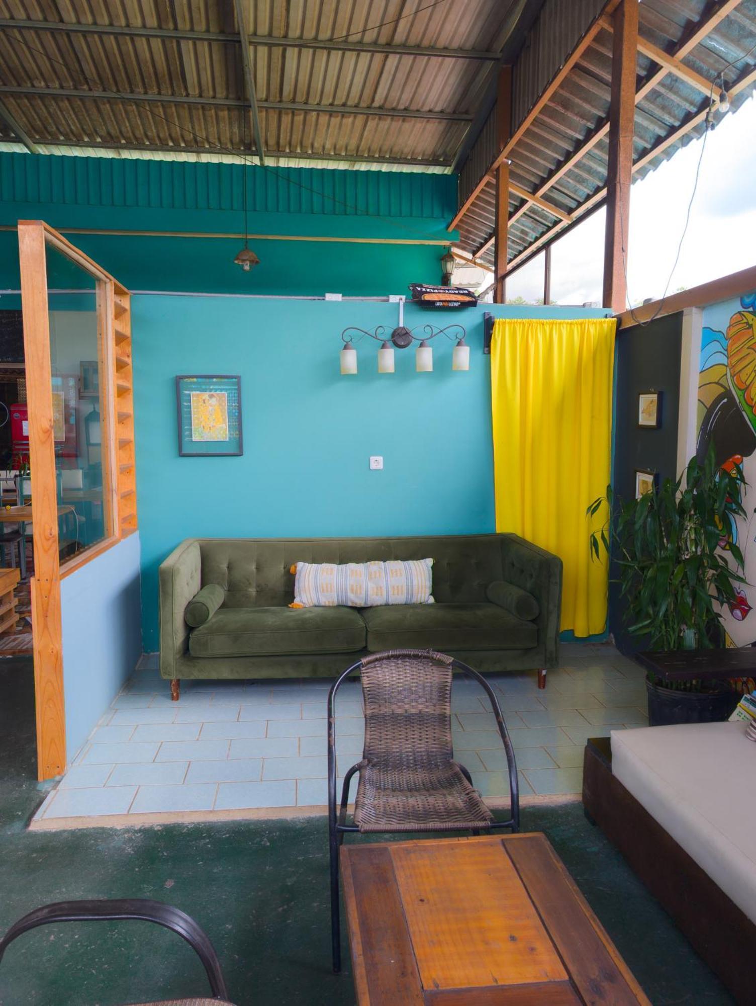 Palacios Arenal *